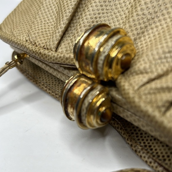 Judith Leiber Lizard Top Clasp Clutch Shoulder Bag - Picture 6 of 11